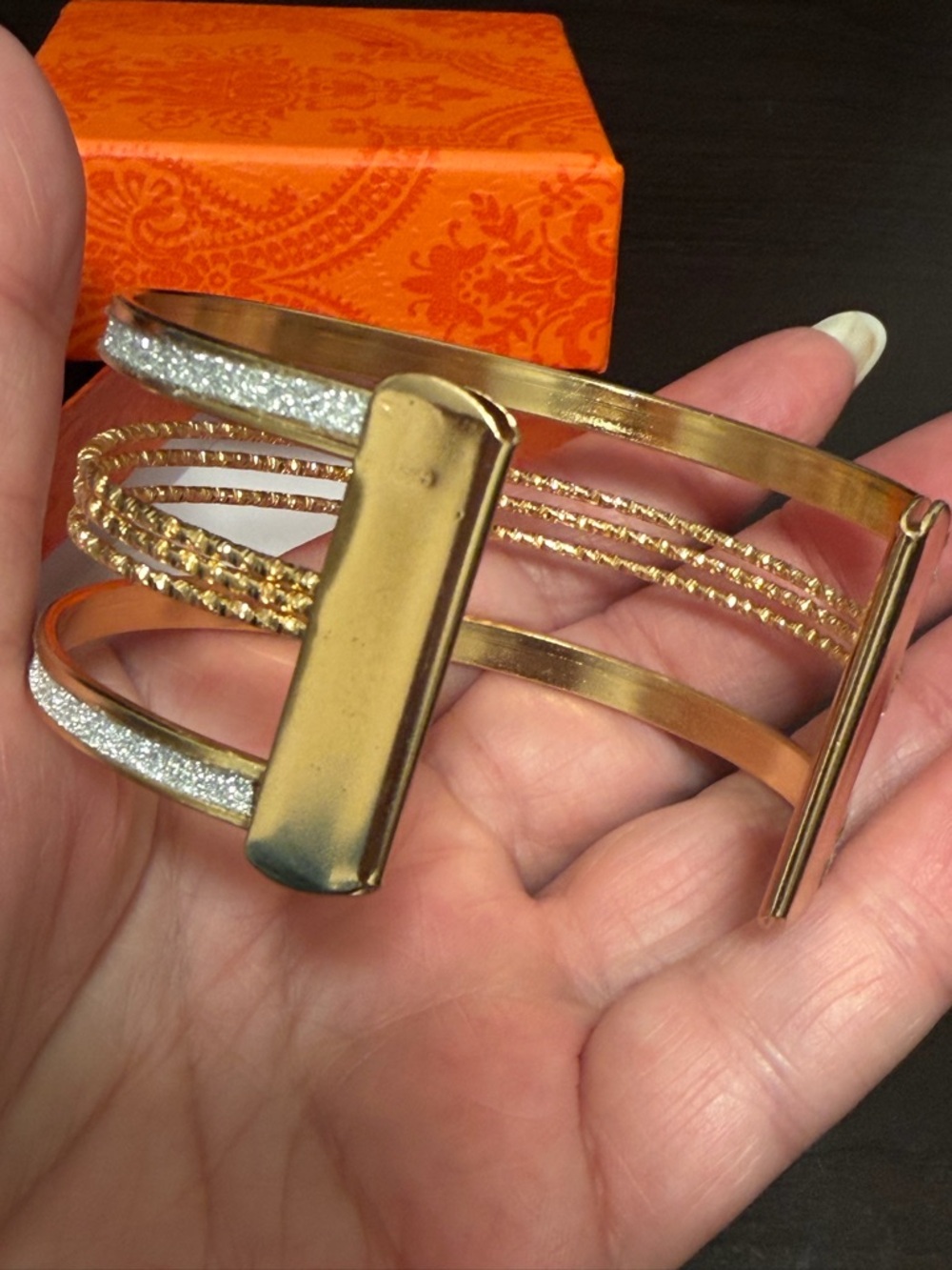 Gold and  sparkly white  vintage open adjustable Cuff Bracelet - Picture 4 of 8